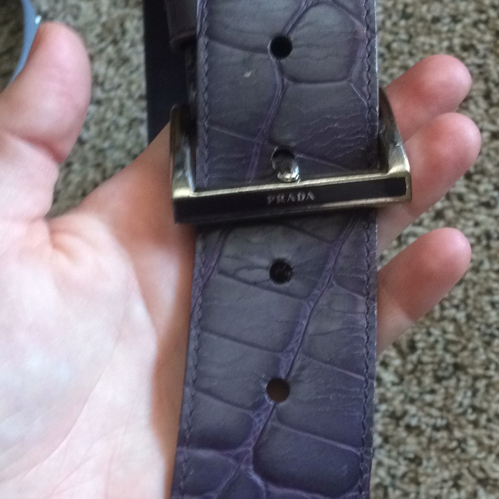 Gorgeous Prada belt in stunning condition